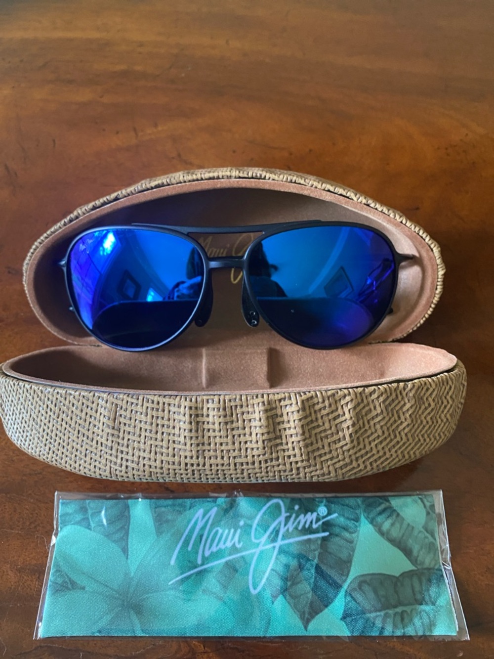 MAUI JIM, ALELELE Blue Mirrored Aviator Polorized Sunglasses